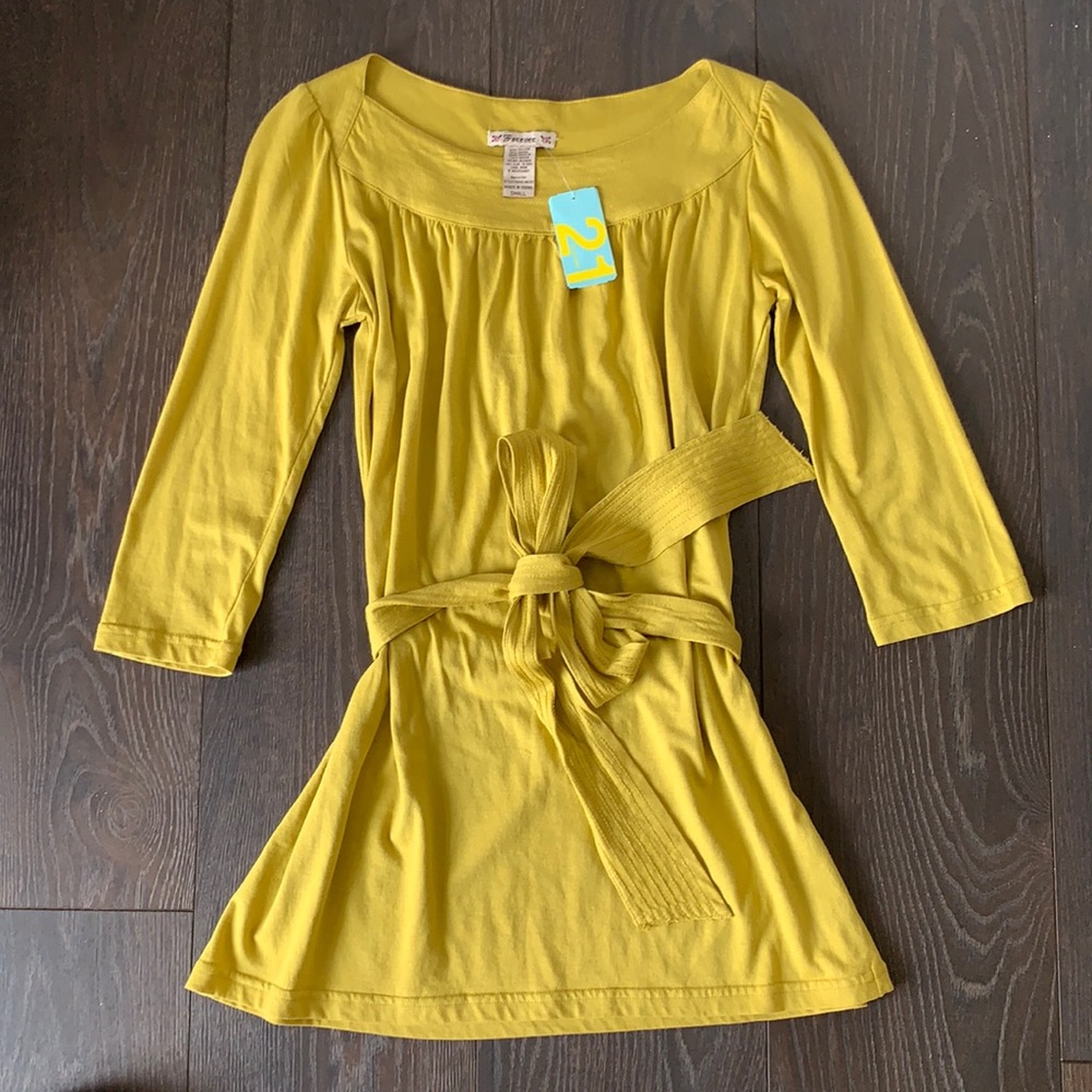 NWT Mustard yellow Forever 21 size Small